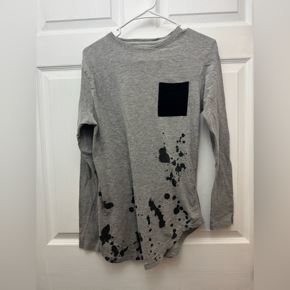 Libertador Men’s Gray Long Sleeve Tee with Black Pocket Size Small